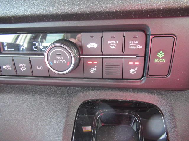 N-BOXカスタム コーディネートスタイル LED オートエアコン Bカメラ パーキングセンサー ダブルエアバック ETC ドラレコ スマ-トキ- オートライト 前席シートヒーター 両側電動ドア クルーズコントロール(21枚目)