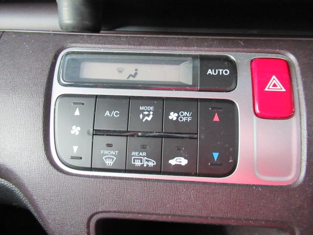 Ｎ－ＯＮＥ プレミアムツアラー・Ｌパッケージ　ＤＶＤ　ターボ車　ワンオーナー　ＡＡＣ　Ｓキー　オートクルーズコントロール　ベンチシート　４ＷＤ　パワーウィンドウ　パワーステアリング　ＥＴＣ　禁煙車　ＡＢＳ（15枚目）