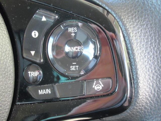 Ｎ－ＯＮＥ オリジナル　禁煙　パーキングセンサー　シ－トヒ－タ－　ＬＥＤヘッドライト　横滑り防止　サイドエアバッグ　エアコン　パワーステアリング　ＡＢＳ　クルーズコントロール　スマートキー　エアバッグ　４ＷＤ（9枚目）