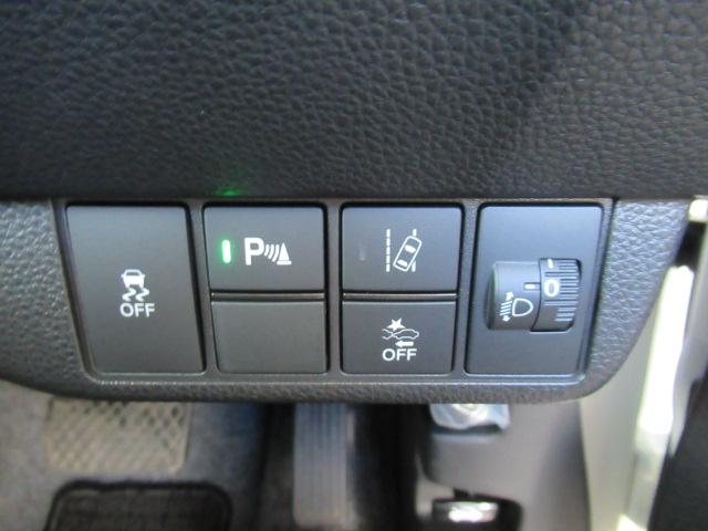 Ｎ－ＯＮＥ オリジナル　禁煙　パーキングセンサー　シ－トヒ－タ－　ＬＥＤヘッドライト　横滑り防止　サイドエアバッグ　エアコン　パワーステアリング　ＡＢＳ　クルーズコントロール　スマートキー　エアバッグ　４ＷＤ（11枚目）