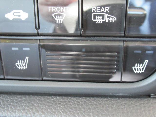 Ｎ－ＯＮＥ オリジナル　禁煙　パーキングセンサー　シ－トヒ－タ－　ＬＥＤヘッドライト　横滑り防止　サイドエアバッグ　エアコン　パワーステアリング　ＡＢＳ　クルーズコントロール　スマートキー　エアバッグ　４ＷＤ（13枚目）