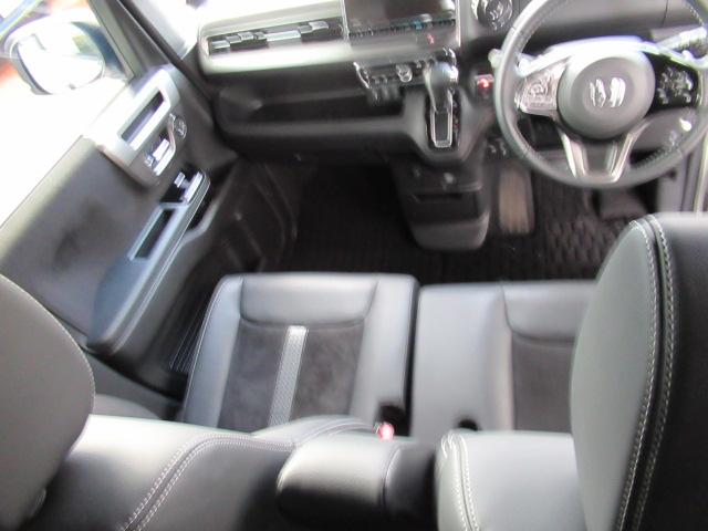 N-BOXカスタム Lスタイル+ブラック 衝突軽減ブレ-キ パーキングセンサー 禁煙 DVD再生 横滑り防止 シ-トヒ-タ- クルーズコントロール LEDライト ナビTV 地デジ イモビライザー スマキー ABS(25枚目)