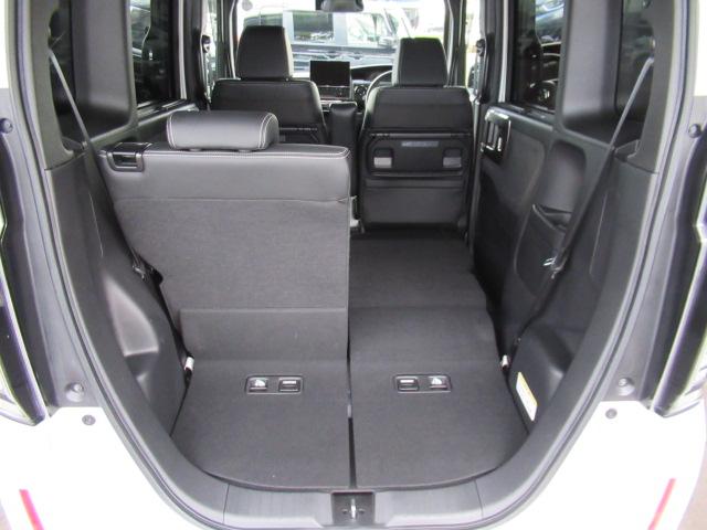 N-BOXカスタム Lスタイル+ブラック 衝突軽減ブレ-キ パーキングセンサー 禁煙 DVD再生 横滑り防止 シ-トヒ-タ- クルーズコントロール LEDライト ナビTV 地デジ イモビライザー スマキー ABS(30枚目)