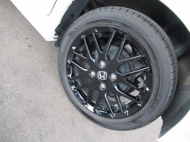 N-BOXカスタム Lスタイル+ブラック 衝突軽減ブレ-キ パーキングセンサー 禁煙 DVD再生 横滑り防止 シ-トヒ-タ- クルーズコントロール LEDライト ナビTV 地デジ イモビライザー スマキー ABS(34枚目)