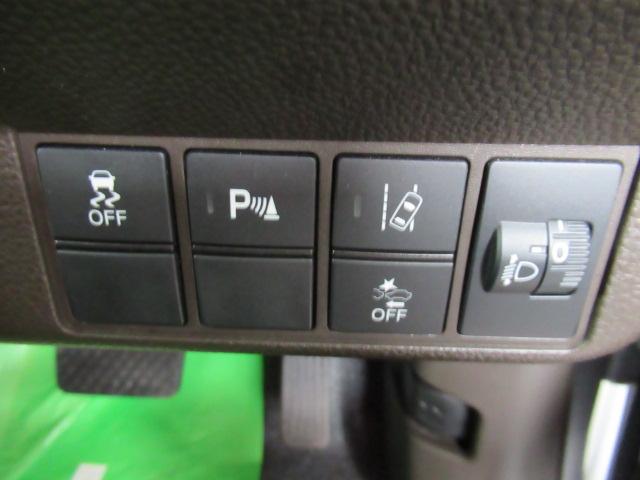 N-WGN Lホンダセンシング ETC装備 Bモニタ 誤発進抑制 1オナ LEDランプ シートヒータ オートライト DVD フルセグ 横滑り防止機能 USBポート パーキングセンサー セキュリティアラーム ABS(8枚目)