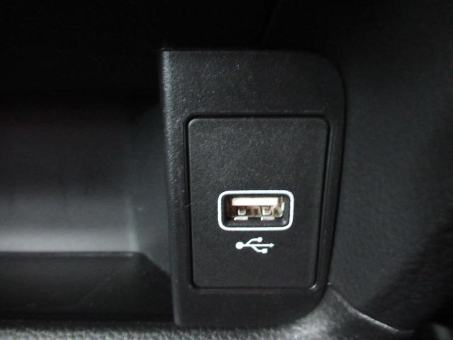 ＷＲ－Ｖ Ｚ　ソナー　盗難防止装置　誤発進抑制　禁煙　Ｒカメラ　ワンオーナー　ＵＳＢ　ＥＳＣ　ＬＥＤライト　ＡＢＳ　ドラレコ　ＥＴＣ　パワーウィンドウ　パワーステアリング　フルオートエアコン　キーレス　フルセグ（17枚目）