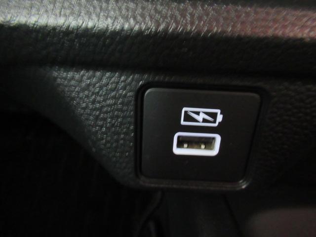 ＷＲ－Ｖ Ｚ　ソナー　盗難防止装置　誤発進抑制　禁煙　Ｒカメラ　ワンオーナー　ＵＳＢ　ＥＳＣ　ＬＥＤライト　ＡＢＳ　ドラレコ　ＥＴＣ　パワーウィンドウ　パワーステアリング　フルオートエアコン　キーレス　フルセグ（18枚目）