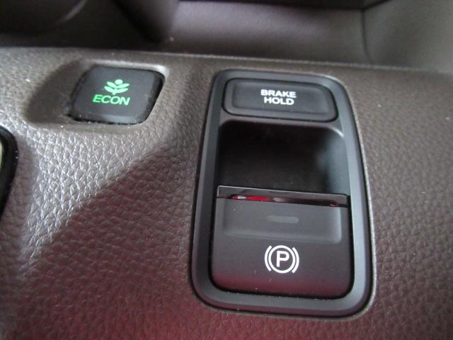 Ｎ－ＷＧＮ Ｌホンダセンシング　ＥＴＣ装備　Ｂモニタ　誤発進抑制　禁煙車　シートヒータ　オートライト　ＤＶＤ　横滑り防止機能　パーキングセンサー　セキュリティアラーム　キーフリー　スマートキー　オートエアコン（9枚目）