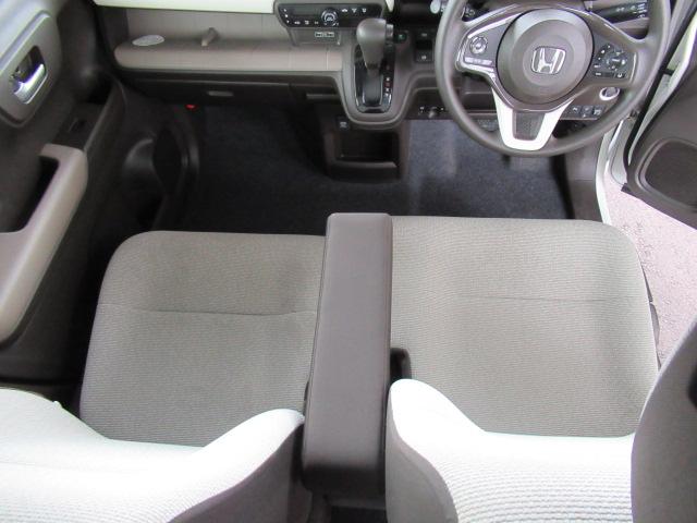 Ｎ－ＷＧＮ Ｌホンダセンシング　ＥＴＣ装備　Ｂモニタ　誤発進抑制　禁煙車　シートヒータ　オートライト　ＤＶＤ　横滑り防止機能　パーキングセンサー　セキュリティアラーム　キーフリー　スマートキー　オートエアコン（18枚目）