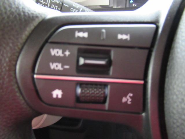 N-BOX ベースグレード 禁煙 エアバック 横滑り防止 4WD車 Rカメ 前後ソナー LEDライト サイドカーテンエアバック スマ-トキ- アイドリングSTOP クルコン オートエアコン USB オートライト(10枚目)