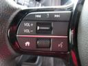 【 ステアリングスイッチ 】手元のスイッチで音量や選曲、ソース切り替えといった操作が可能です!!わざわざナビを操作しなくても良いので非常に便利な機能です!