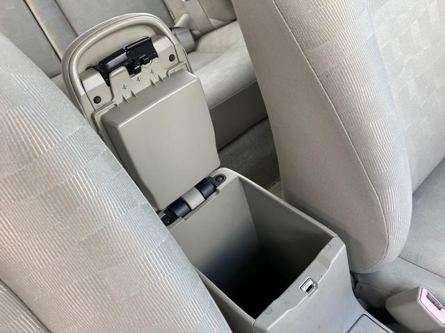 カローラアクシオ G CD キーレス 電動格納ミラー オートウィンドウ オートエアコン 5MT ETC 12ヶ月点検付(28枚目)