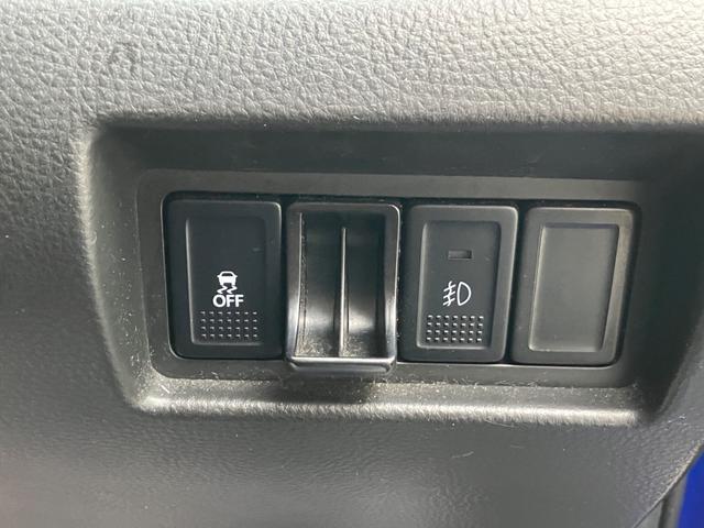 スイフト RS ディスチャージヘッドランプ 5MT ACC オートライト フロントフォグランプ プッシュスタート スマートキー USB電源 ナビ オートウィンドウ ETC 12ヶ月点検付(26枚目)