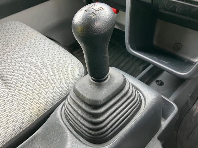 スーパーキャリイ Ｌ　４ＷＤ　５速ＭＴ　シートバックスペース　１２ヶ月点検付（31枚目）