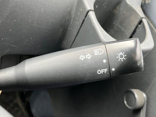 ハイゼットトラック エアコン・パワステスペシャルVS 4WD 5速MT エアコン パワステ 12ヶ月点検付(24枚目)