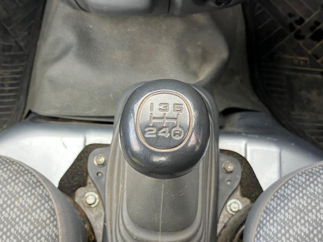 ハイゼットトラック エアコン・パワステスペシャルVS 4WD 5速MT エアコン パワステ 12ヶ月点検付(32枚目)