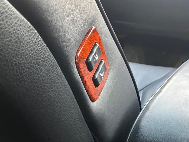 セルシオ Ｃ仕様　インテリアセレクション　セルシオ　エアサス　シートメモリー　クルコン　オートマチックハイビーム　フロントフォグランプ　ナビ　パワーシート　バックカメラ　サンルーフ　ＥＴＣ　電動格納ミラー　ＲＥＧＮＯタイヤ　１２ヶ月点検付（26枚目）