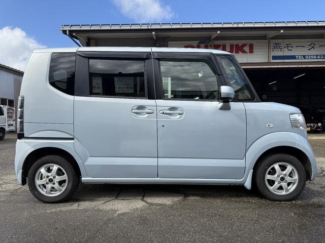 N-BOX G 4WD キーフリー 純正OPCD・ラジオプレイヤー 外装仕上げ済み ヒータードアミラー付き(5枚目)