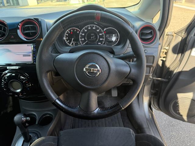 ノート ニスモ IMPUL製アルミホイール オートライト バックフォグランプ 純正オーテック製スポーツマフラー KENWOOD製Bluetooth機能付きフルセグナビ ETC(12枚目)