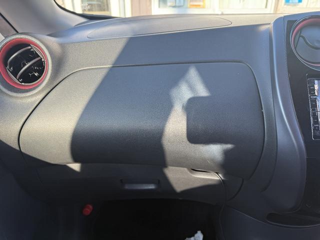 ノート ニスモ IMPUL製アルミホイール オートライト バックフォグランプ 純正オーテック製スポーツマフラー KENWOOD製Bluetooth機能付きフルセグナビ ETC(26枚目)