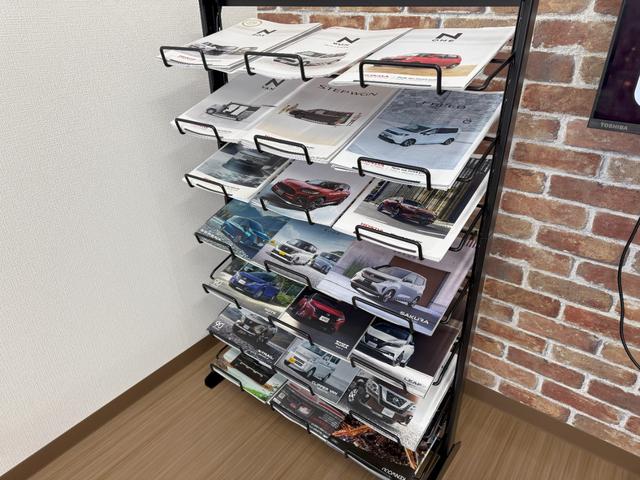 ノート ニスモ IMPUL製アルミホイール オートライト バックフォグランプ 純正オーテック製スポーツマフラー KENWOOD製Bluetooth機能付きフルセグナビ ETC(28枚目)