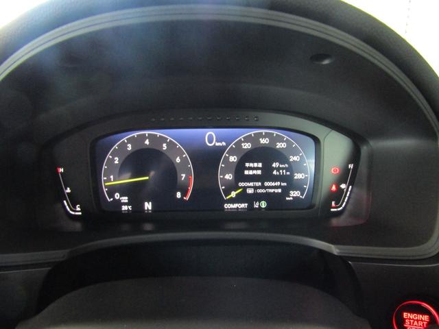 シビック タイプＲ　６速マニュアル　ワンオーナー　禁煙車　ナビＴＶ　バックカメラ　ＥＴＣ２．０　アダプティブクルーズコントロール　レーンアシスト　クリアランスソナー　ＬＥＤ　オートライト　オートマチックハイビーム（18枚目）