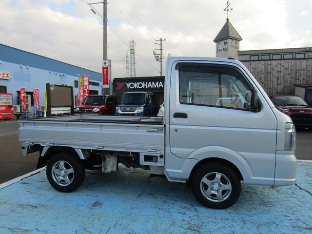キャリイトラック KCエアコン・パワステ 4WD 5MT(4枚目)