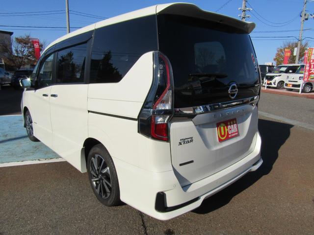 セレナ ハイウェイスターＶ（10枚目）