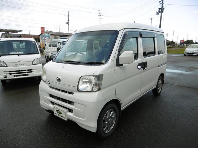 TOYOTA PIXIS VAN CRUISE TURBO