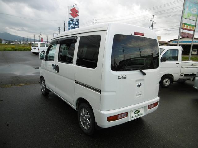 TOYOTA PIXIS VAN CRUISE TURBO