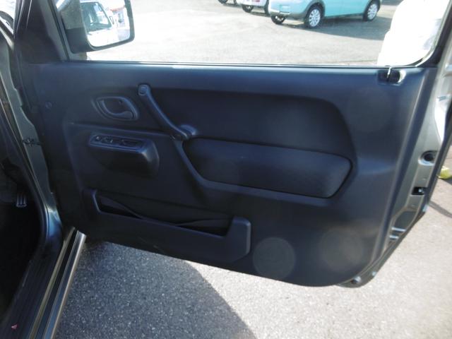 ジムニー ランドベンチャー　特別仕様車　専用シート＆マット（11枚目）