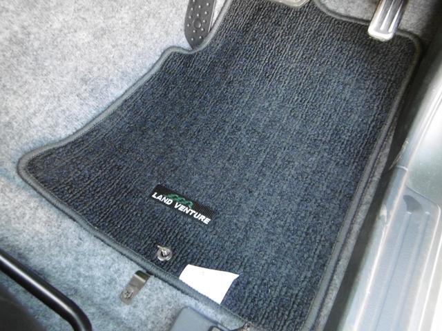 ジムニー ランドベンチャー　特別仕様車　専用シート＆マット（13枚目）