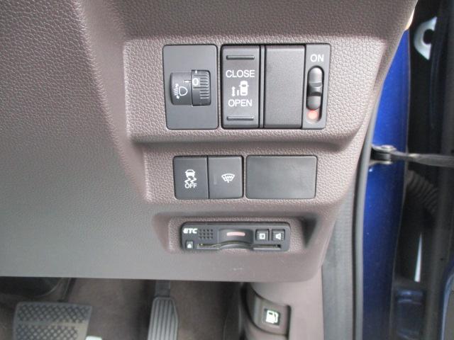 フリード Ｇ　４ＷＤ（8枚目）