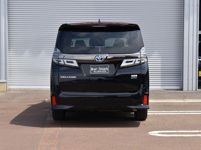 ヴェルファイアハイブリッド ゴールデンアイズＩＩ　４ＷＤ　９インチディスプレイオーディオ　ナビゲーション　バックカメラ　後席モニター　三眼ＬＥＤライト　前後ドラレコ　プッシュスタート　シーケンシャルターンランプ　パワーバックドア　ワンオーナー車（5枚目）