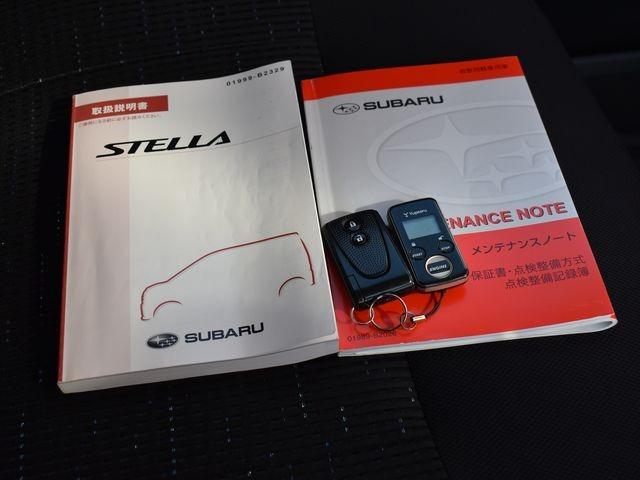 ステラ カスタムＲＳ　スマートアシスト　４ＷＤ　ターボ　メモリーナビ　フルセグＴＶ　Ｂｌｕｅｔｏｏｔｈ　バックカメラ　スマートアシスト　ＨＩＤライト　プッシュスタート　エンジンスターター　純正アルミホイール　オートライト　オートエアコン（17枚目）