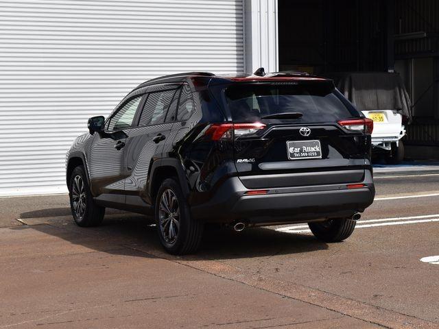 ＲＡＶ４ Ｘ　４ＷＤ　８インチディスプレイオーディオ　ナビ　フルセグＴＶ　バックカメラ　前後ドラレコ　オプション１８インチアルミ　セーフティセンス　クルーズコントロール　ＬＥＤライト　ＥＴＣ２．０　ワンオーナー車（12枚目）