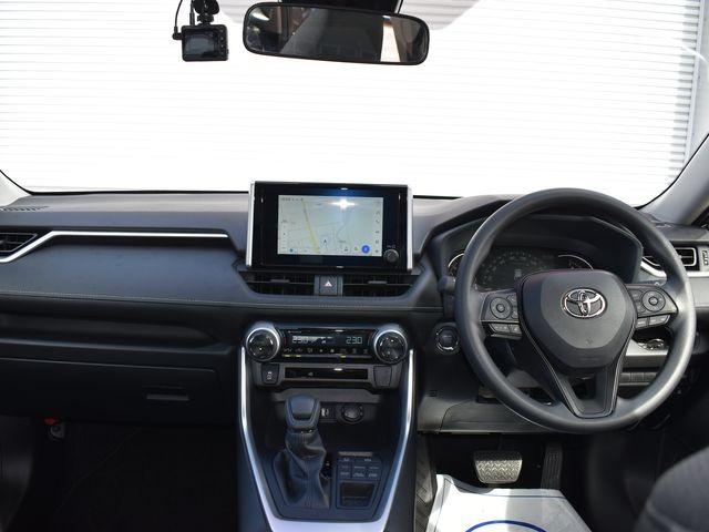 ＲＡＶ４ Ｘ　４ＷＤ　８インチディスプレイオーディオ　ナビ　フルセグＴＶ　バックカメラ　前後ドラレコ　オプション１８インチアルミ　セーフティセンス　クルーズコントロール　ＬＥＤライト　ＥＴＣ２．０　ワンオーナー車（14枚目）