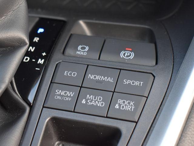 ＲＡＶ４ Ｘ　４ＷＤ　８インチディスプレイオーディオ　ナビ　フルセグＴＶ　バックカメラ　前後ドラレコ　オプション１８インチアルミ　セーフティセンス　クルーズコントロール　ＬＥＤライト　ＥＴＣ２．０　ワンオーナー車（22枚目）