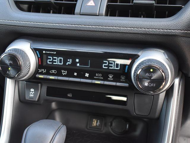 ＲＡＶ４ Ｘ　４ＷＤ　８インチディスプレイオーディオ　ナビ　フルセグＴＶ　バックカメラ　前後ドラレコ　オプション１８インチアルミ　セーフティセンス　クルーズコントロール　ＬＥＤライト　ＥＴＣ２．０　ワンオーナー車（30枚目）