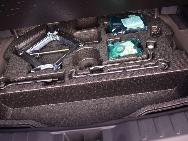 ＲＡＶ４ Ｘ　４ＷＤ　８インチディスプレイオーディオ　ナビ　フルセグＴＶ　バックカメラ　前後ドラレコ　オプション１８インチアルミ　セーフティセンス　クルーズコントロール　ＬＥＤライト　ＥＴＣ２．０　ワンオーナー車（41枚目）