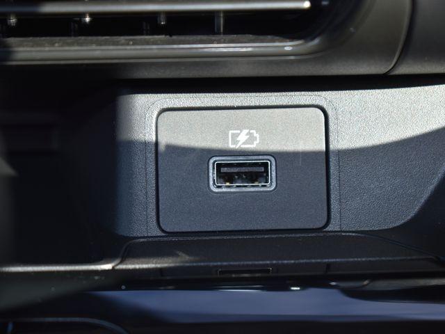 ｅＫワゴン Ｇ　４ＷＤ　９インチオリジナルナビ　フルセグＴＶ　Ｂｌｕｅｔｏｏｔｈ　２トーンカラー　バックモニター付きルームミラー　三菱ｅ－アシスト　プッシュスタート　シートヒーター　オートエアコン　ワンオーナー車（26枚目）