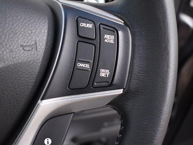 ステップワゴンスパーダ Ｚ　クールスピリット　４ＷＤ　純正９インチメモリーナビ　フルセグＴＶ　バックカメラ　両側パワースライドドア　クルーズコントロール　ハーフレザーシート　スマートキー　ＨＩＤライト　ＥＴＣ　純正アルミホイール　オートエアコン（15枚目）