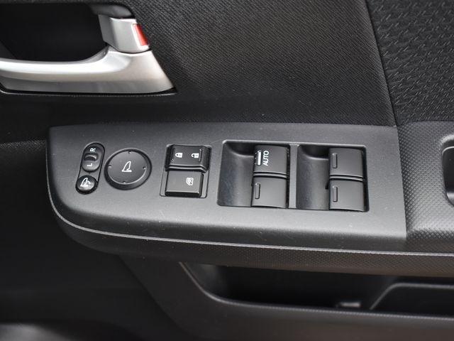 ステップワゴンスパーダ Ｚ　クールスピリット　４ＷＤ　純正９インチメモリーナビ　フルセグＴＶ　バックカメラ　両側パワースライドドア　クルーズコントロール　ハーフレザーシート　スマートキー　ＨＩＤライト　ＥＴＣ　純正アルミホイール　オートエアコン（23枚目）