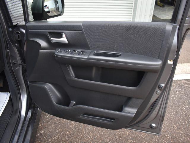 ステップワゴンスパーダ Ｚ　クールスピリット　４ＷＤ　純正９インチメモリーナビ　フルセグＴＶ　バックカメラ　両側パワースライドドア　クルーズコントロール　ハーフレザーシート　スマートキー　ＨＩＤライト　ＥＴＣ　純正アルミホイール　オートエアコン（24枚目）