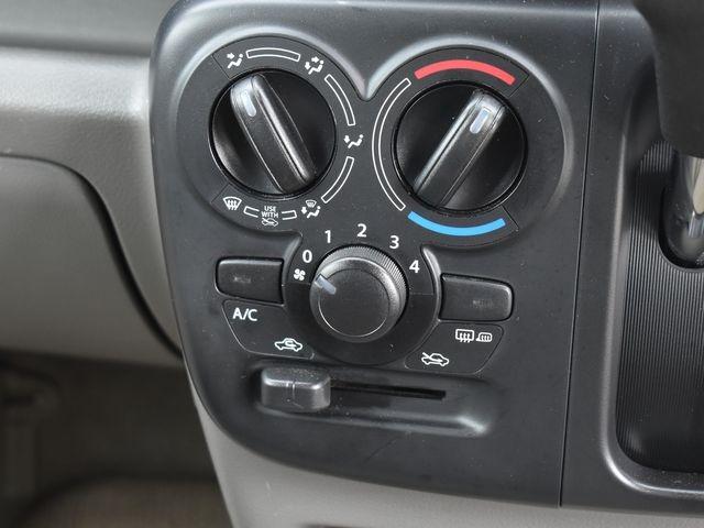 ＮＶ１００クリッパーバン ＧＸターボ　４ＷＤ　純正メモリーナビ　フルセグＴＶ　Ｂｌｕｅｔｏｏｔｈ　４速オートマチック　エマージェンシーブレーキ　ＥＴＣ　リヤヒーター　パワーウィンドウ　エアコン　パワステ　電動格納ドアミラー（21枚目）