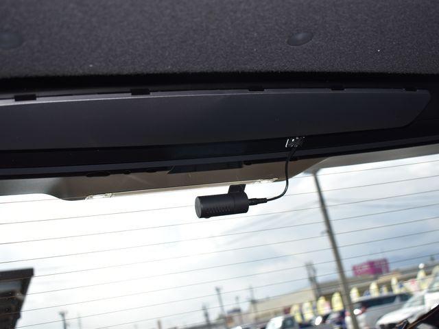 ヤリスクロス ハイブリッドZ 4WD 8インチディスプレイオーディオ ナビTV パノラミックビューモニター 前後ドラレコ セーフティセンス ワンオーナー車 寒冷地仕様 パワーシート クルーズコントロール ハーフレザーシート ETC(8枚目)