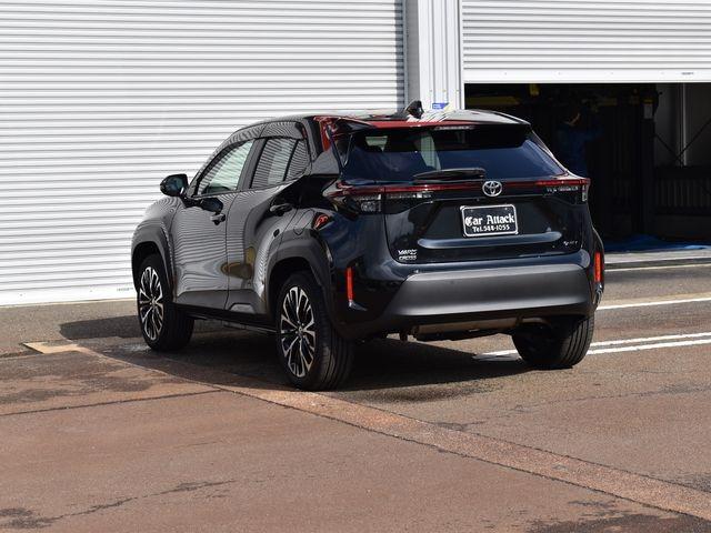 ヤリスクロス ハイブリッドZ 4WD 8インチディスプレイオーディオ ナビTV パノラミックビューモニター 前後ドラレコ セーフティセンス ワンオーナー車 寒冷地仕様 パワーシート クルーズコントロール ハーフレザーシート ETC(12枚目)