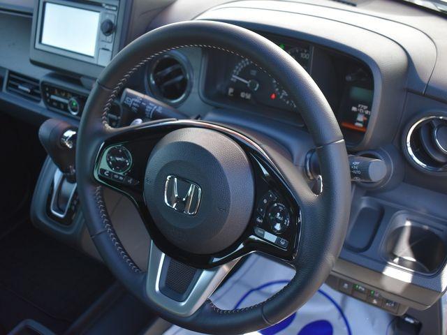 Ｎ－ＯＮＥ プレミアム　ツアラー　４ＷＤターボ　純正オーディオ　バックカメラ　ＴＶ　ＣＤ　ホンダセンシング　クルーズコントロール　パドルシフト　ハーフレザーシート　ＬＥＤライト　デイライト　プッシュスタート　シートヒーター（16枚目）