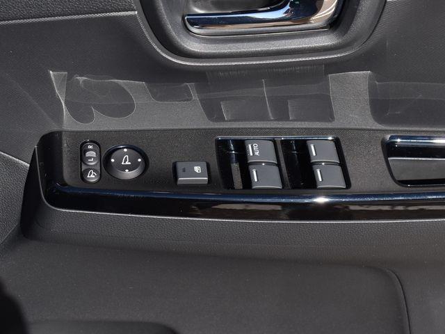 Ｎ－ＯＮＥ プレミアム　ツアラー　４ＷＤターボ　純正オーディオ　バックカメラ　ＴＶ　ＣＤ　ホンダセンシング　クルーズコントロール　パドルシフト　ハーフレザーシート　ＬＥＤライト　デイライト　プッシュスタート　シートヒーター（29枚目）