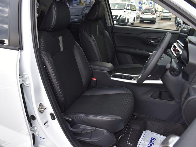 ロッキー プレミアムG 4WD ターボ 純正9インチナビTV パノラマM 2トーンカラー スマアシ ナビ連動ドラレコ レーダークルコン ハーフレザーシート LEDライト シーケンシャルターンランプ 社外アルミ ETC(34枚目)